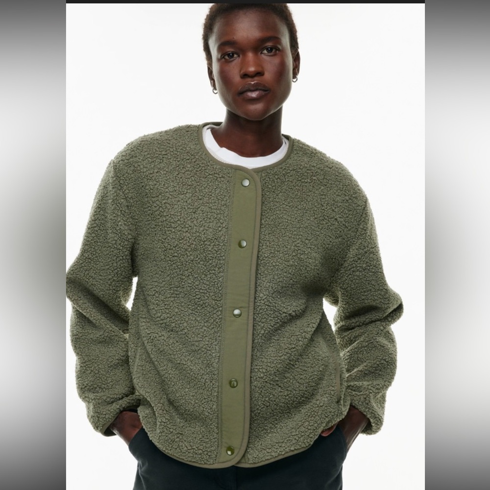 Aritzia Army Green Sherpa Coat